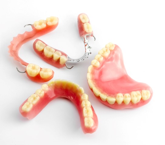 Full Mouth Extraction Dentures Rockford TN 37853